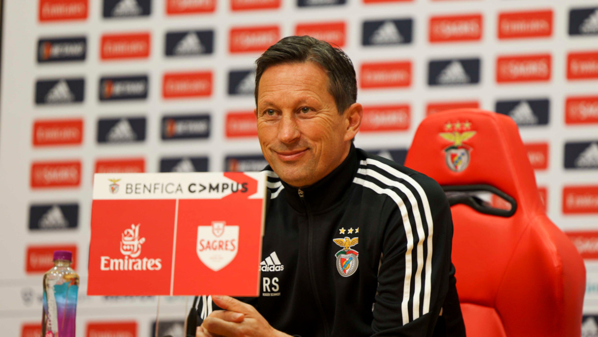 TUDO PRONTO PARA TRIUNFAR ROGER SCHMIDT NÃO ESTÁ PARA BRINCADEIRAS E