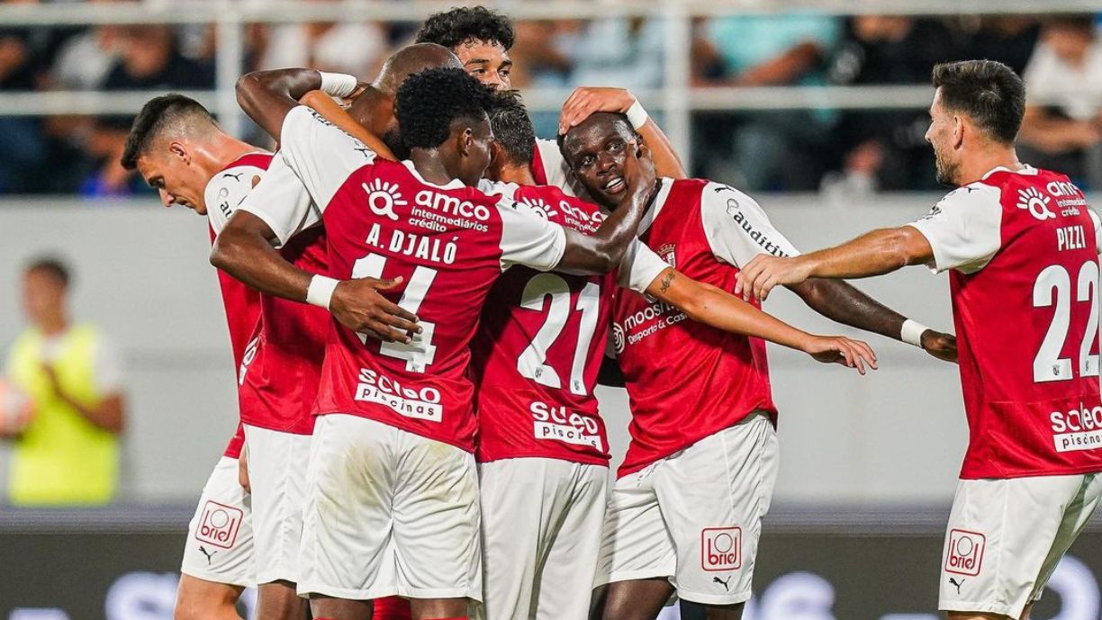 Em jogo que vale a liderança do Português, Porto recebe o Braga