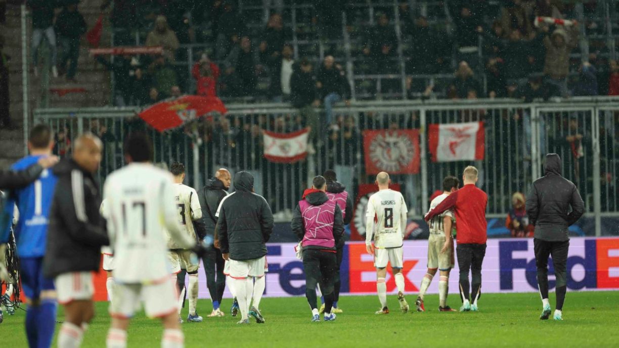 FOI SÓ NA BOLA'! VITÓRIA DO BENFICA DIANTE DO SALZBURGO NA LIGA DOS  CAMPEÕES FOI 'LIMPINHA': BOA GESTÃO DOS LANCES