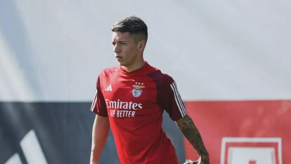 Gianluca Prestianni, extremo poderá deixar o Sport Lisboa e Benfica, na próxima janela de transferências de verão, tendo já pretendente 