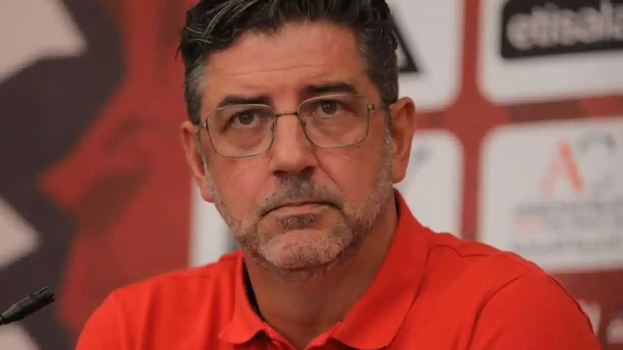 Antigo treinador do Benfica falou sobre o futuro