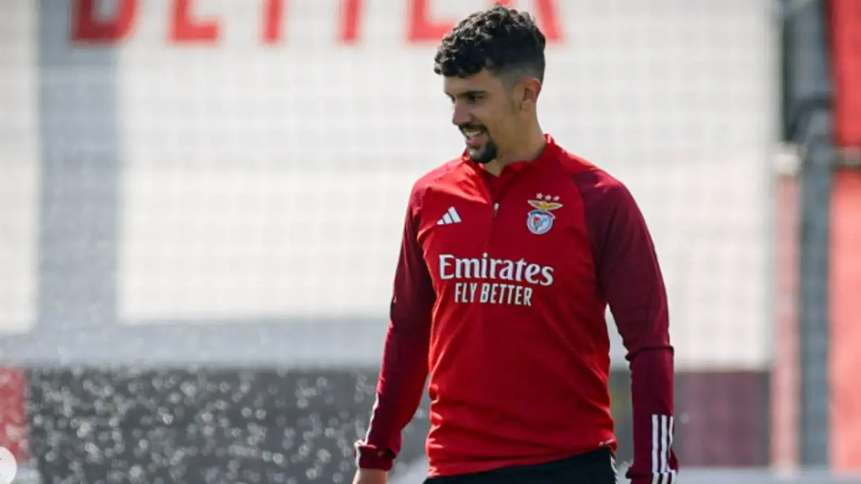 Tomás Araújo pode vir a ser alternativa no Benfica
