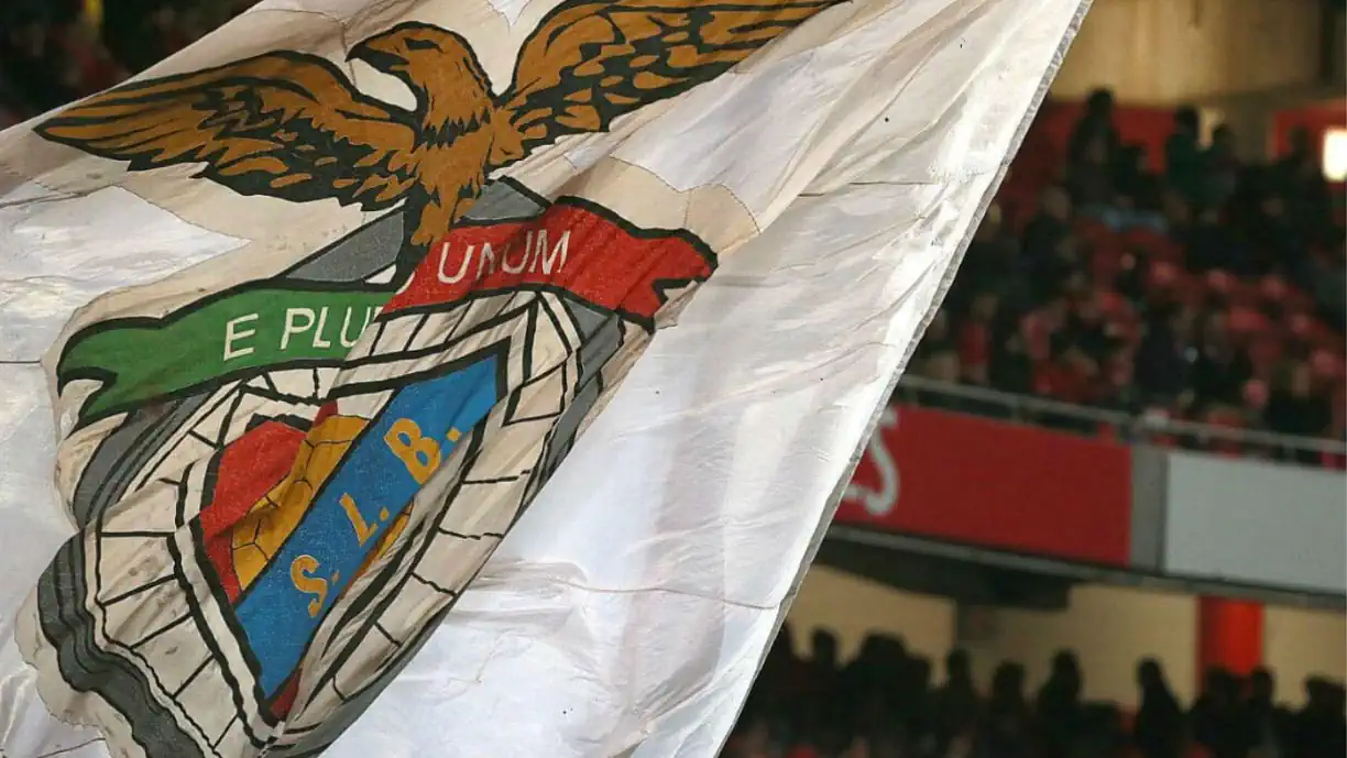 Benfica despede-se de Campeão pelo Mundo