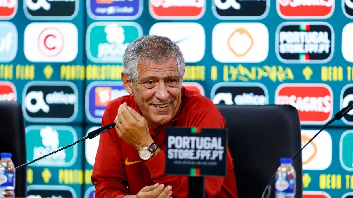 Fernando Santos, ex Benfica, foi despedido do Besiktas 