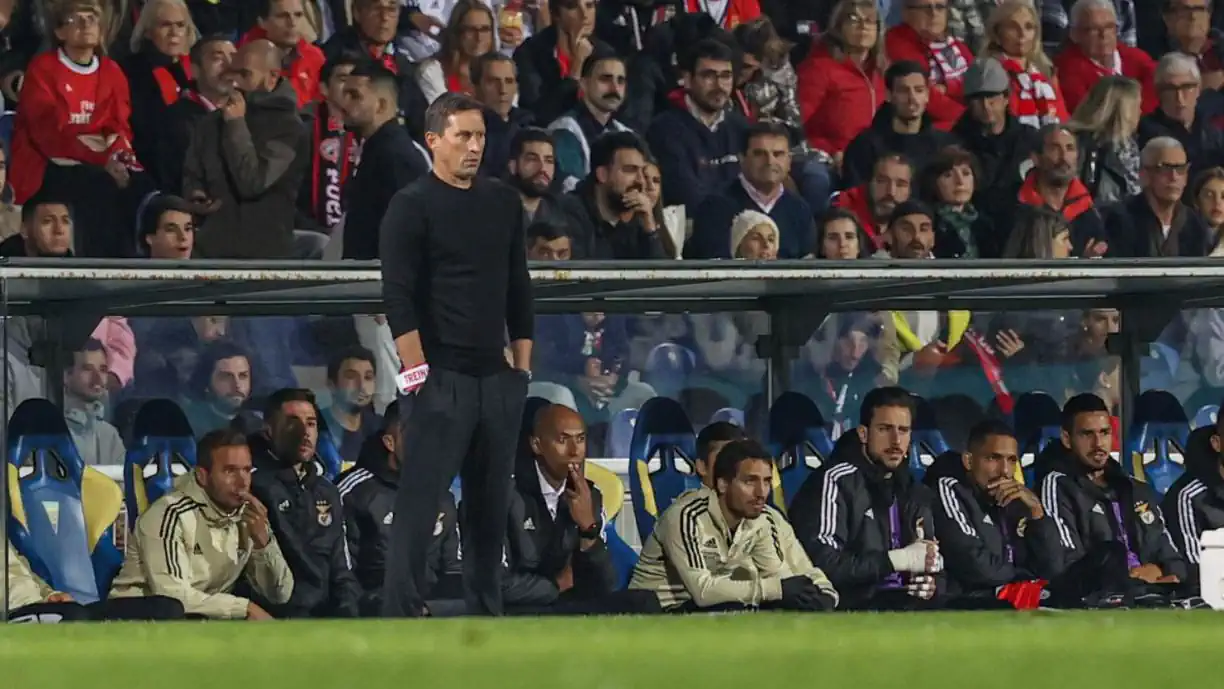 Após contestação a Schmidt, Rui Águas fala em "agressividade" e 'atira-se' a adeptos do Benfica
