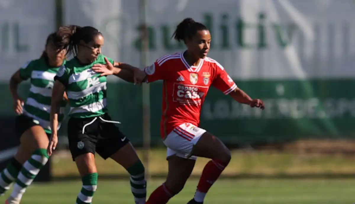 Taça da Liga Feminina: Benfica - Sporting ao minuto