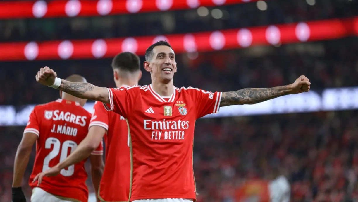 Após ter estado na porta de saída, futuro de Di María pode passar pelo...Benfica