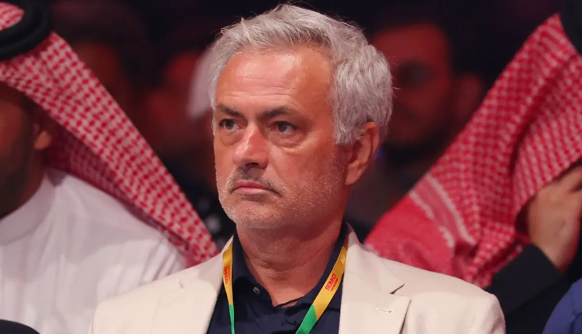 O candidato à presidência do emblema turco voltou a assumir que deseja contar com o antigo treinador do Benfica José Mourinho no emblema 