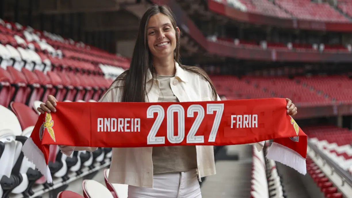 Andreia Faria renova com o Benfica