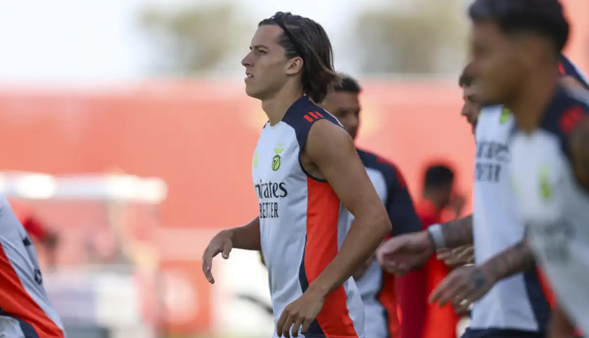 Liverpool desistiu de contratar o craque do Benfica, Álvaro Carreras