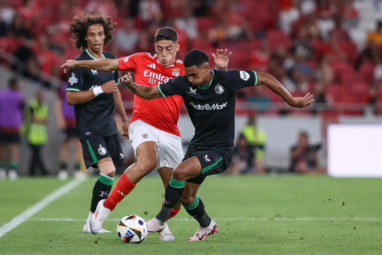 Tiago Gouveia reagiu à goleada do Benfica frente ao Feyenoord 