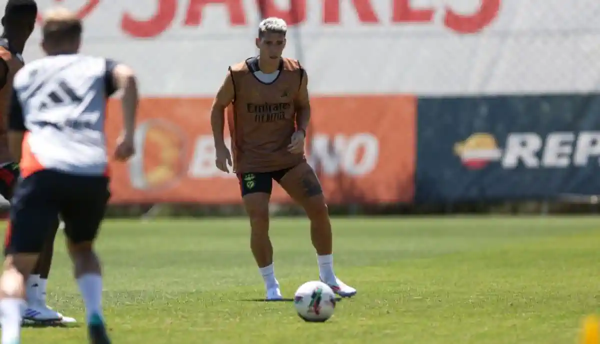 Após ser apontado como sucessor de Di María no Benfica, Benjamín Rollheiser soma novo interessado