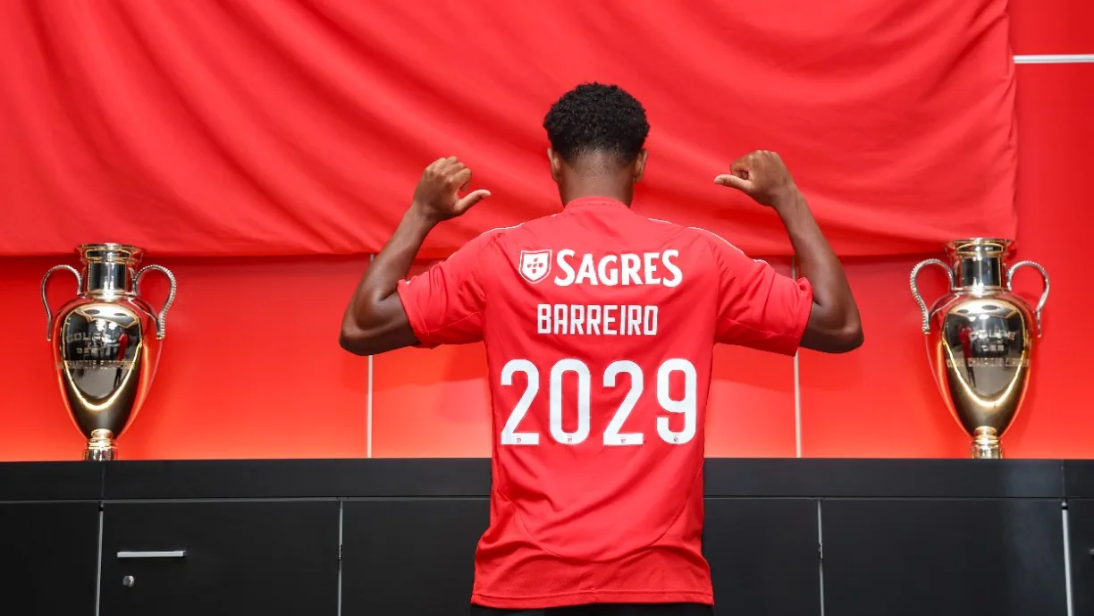Leandro Barreiro define objetivo para primeira temporada no Benfica: "Ajudar a equipa a..."