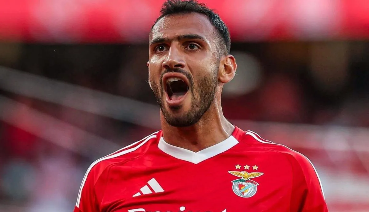 Pavlidis marcou mais um golo, desta vez no duelo do Benfica frente ao Brentford 