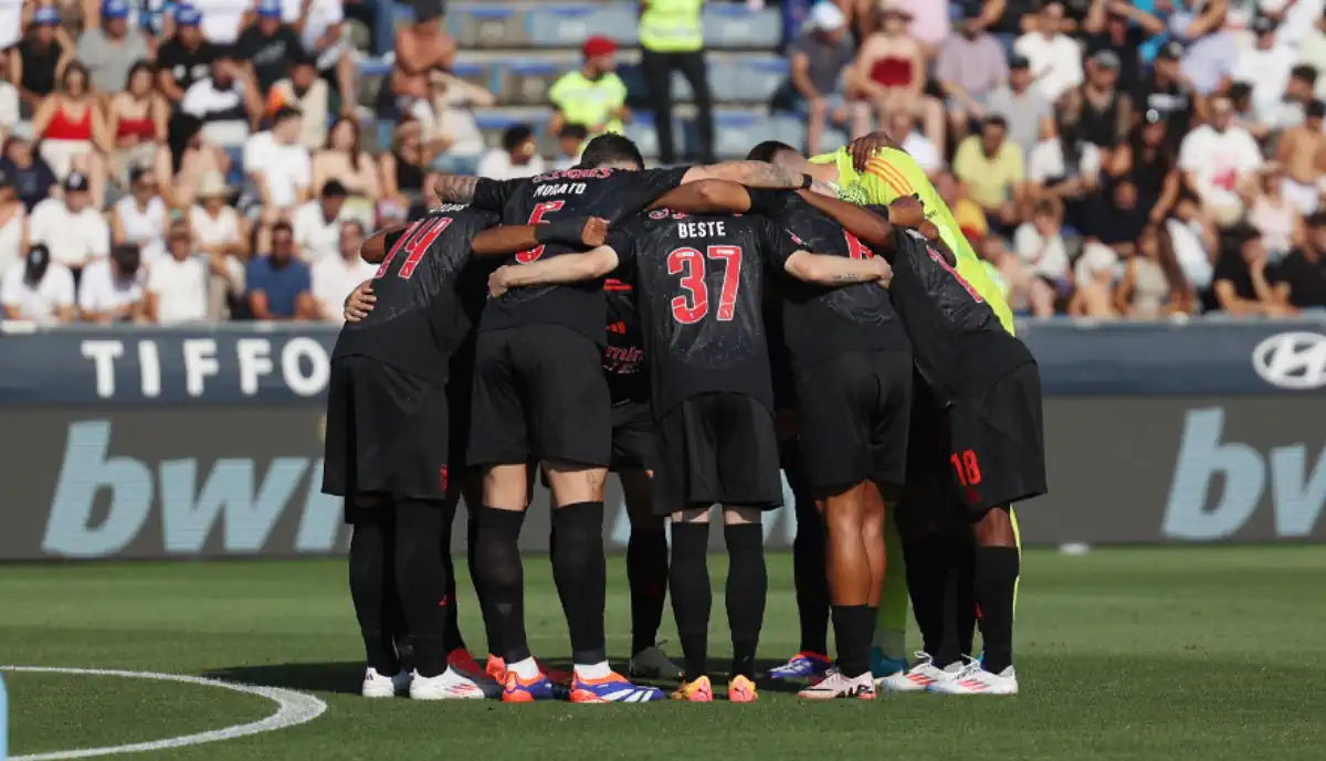 Benfica volta a ser atropelado na estreia em 2024/2025 frente ao Famalicão