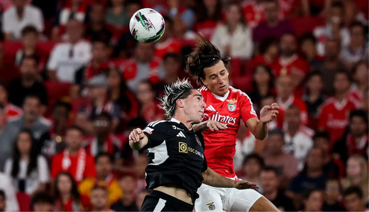 Vai ser campeão? Após 'comer relva' contra o Benfica, Larrazabal atira: "Não é como começa..."