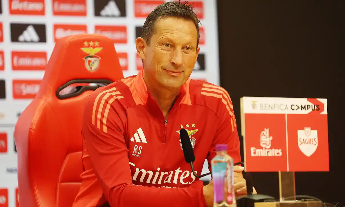 Após desaire do Benfica, Roger Schmidt dirige-se aos adeptos: "É o que é..."