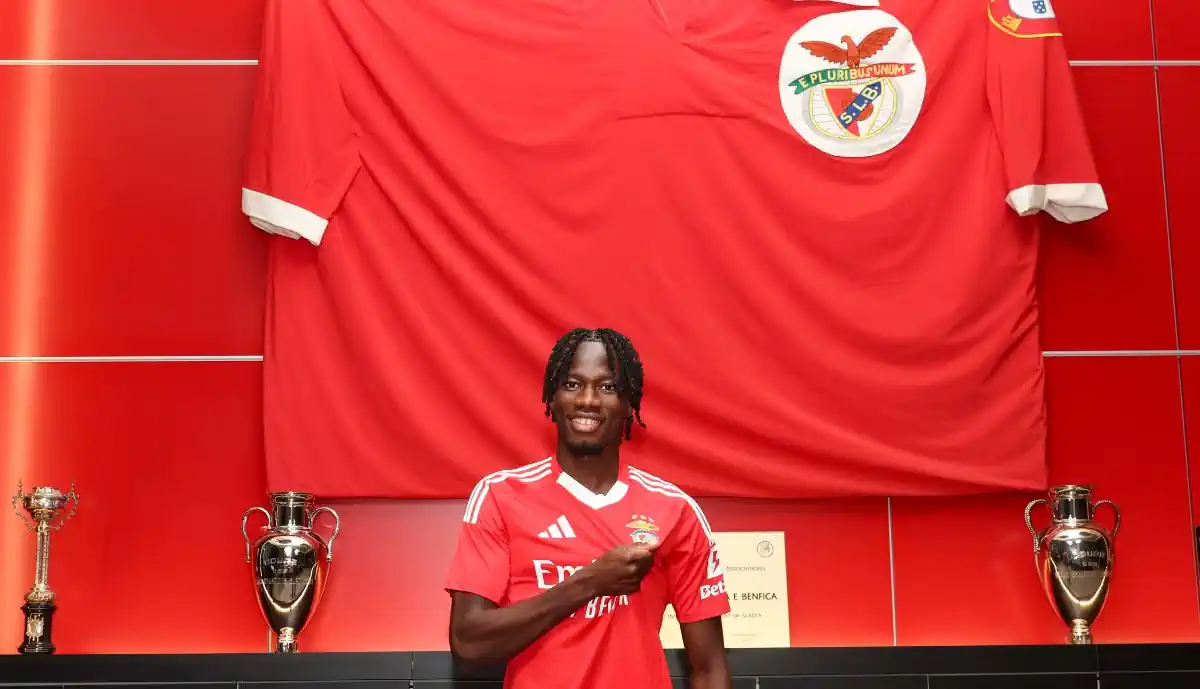 Issa Kaboré ainda agora chegou, mas já fala à Benfica: "É um prazer jogar num grande Clube"