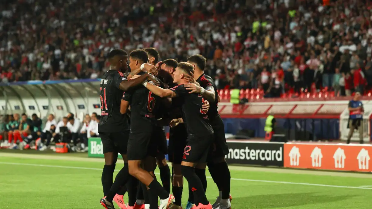 UEFA já revelou o nome que vai arbitrar o duelo entre o Benfica e o Feyenoord 