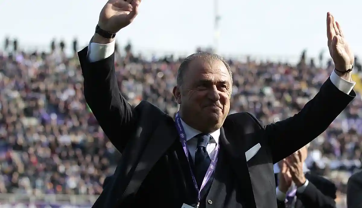 Fatih Terim deu uma mãozinha a Rui Costa e co