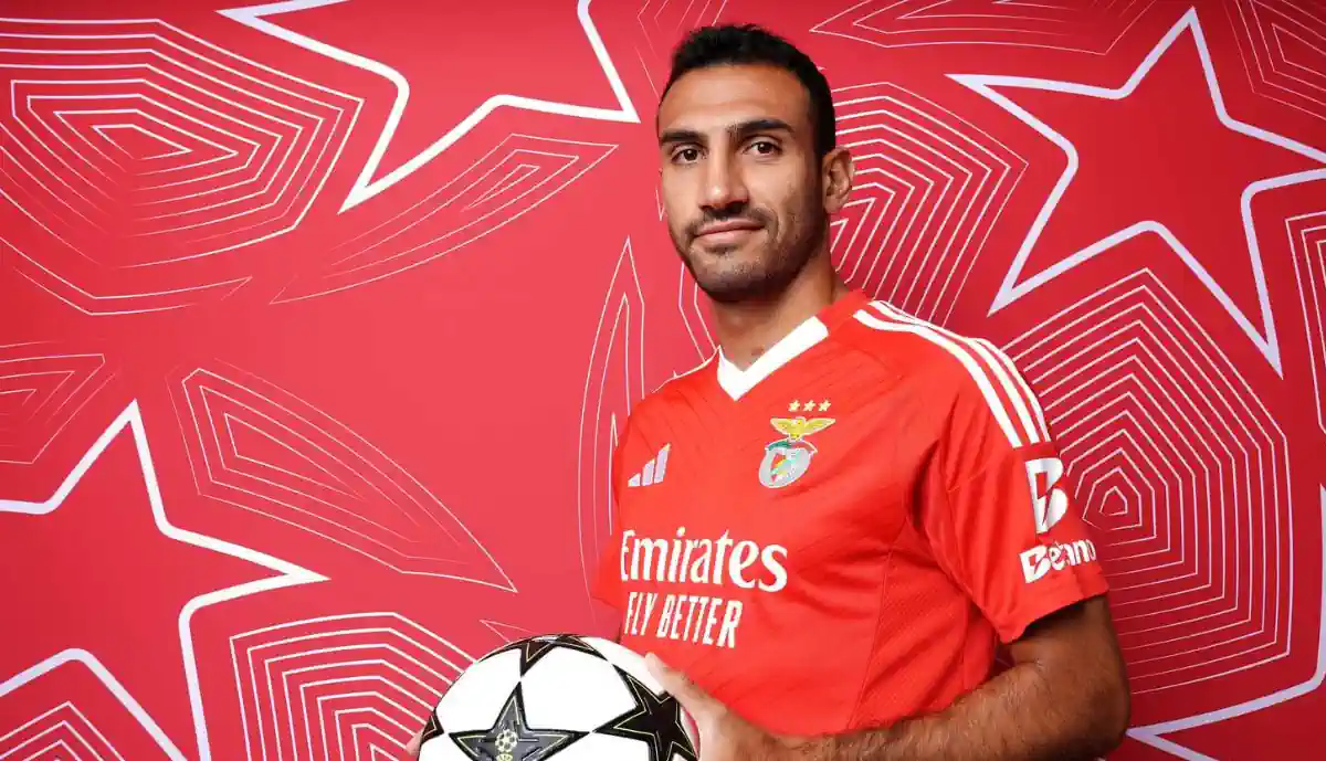 Pavlidis assinou pelo Benfica no último mercado, a troco de 18 milhões de euros, mas podia ter rumado a adversário da Liga dos Campeões