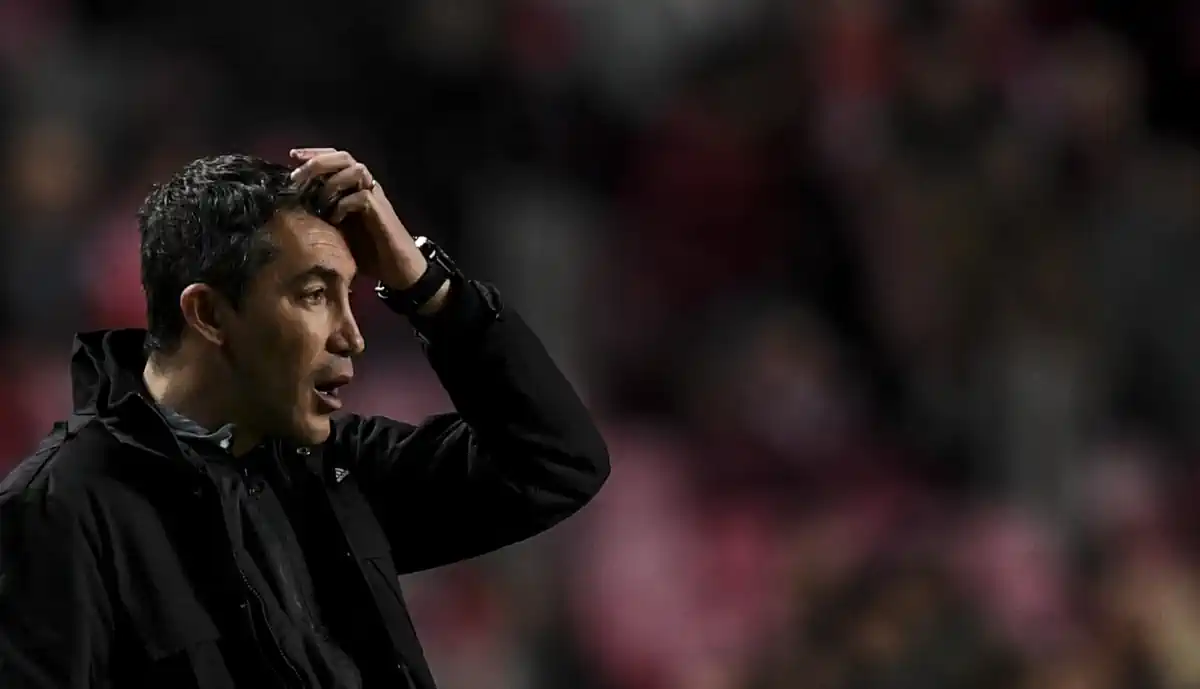 Bruno Lage vai contar com nova ausência nos treinos do Benfica