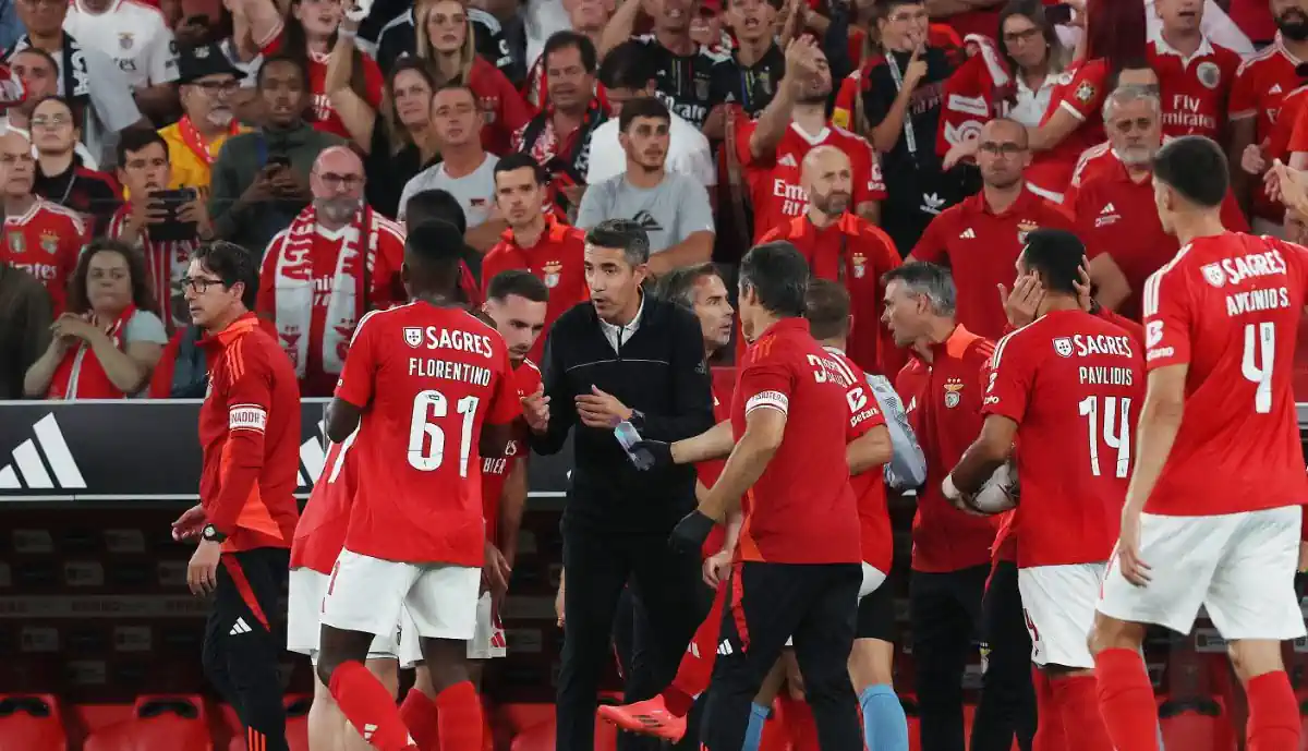 Lage 'aprova' craque do Benfica e não poupa nos elogios: "Mérito de quem o escolheu"