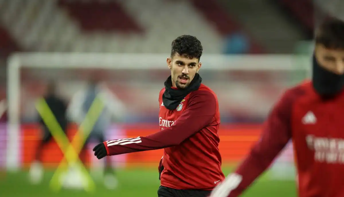 Tomás Araújo brilha no Benfica e já chamou a atenção de técnico espanhol: "Começo de época espetacular"