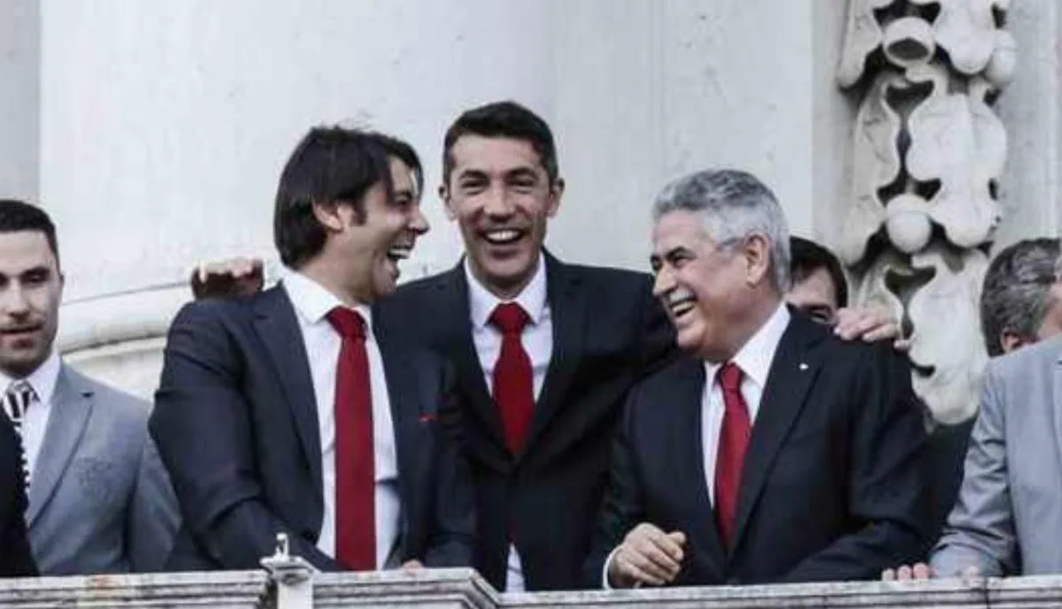 Bruno Lage reagiu à entrevista de Vieira sobre o momento atual do Benfica 