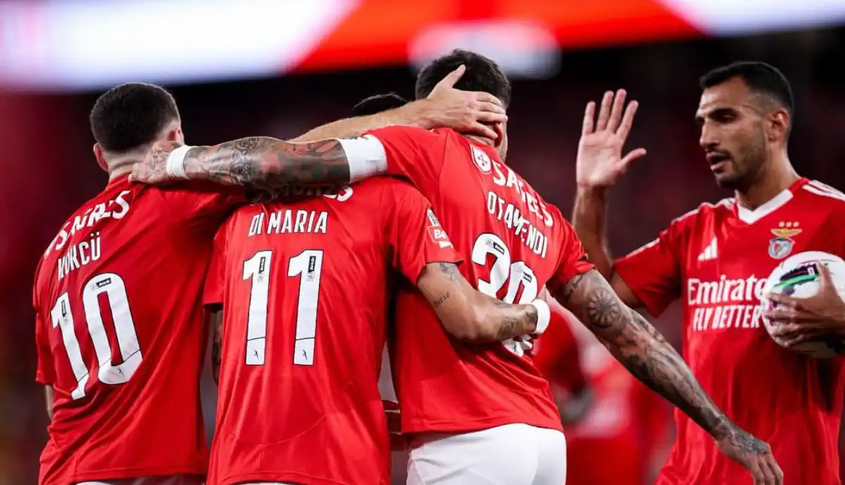 Benfica vai a jogo com o Pevidém e as águias já anunciaram início da venda dos bilhetes