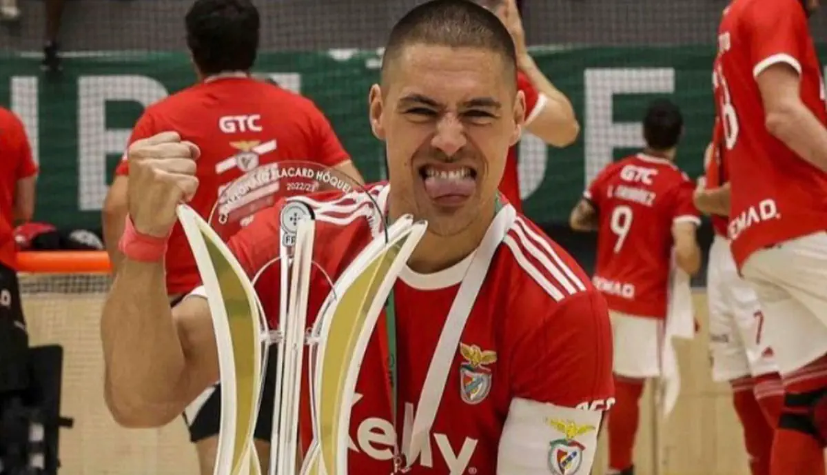 Benfica decide o futuro de Diogo Rafael, sabe o Glorioso 1904 em Exclusivo 