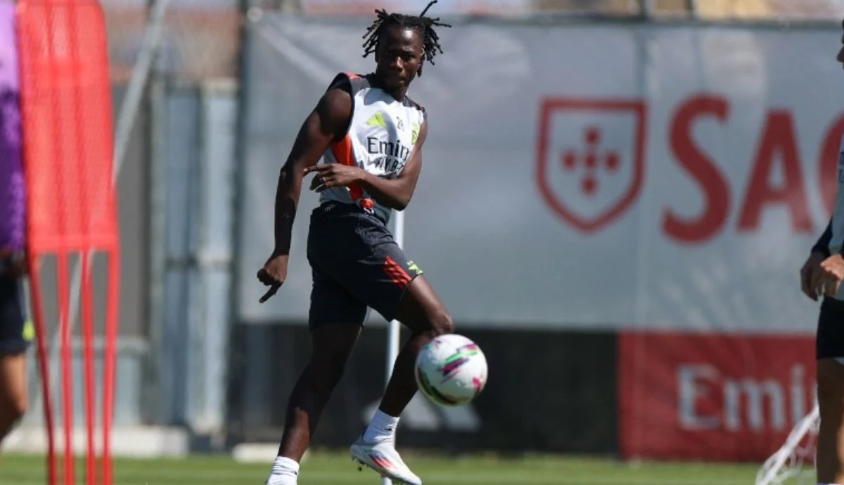 Longe do Benfica, Issa Kaboré volta a ter motivos para sorrir