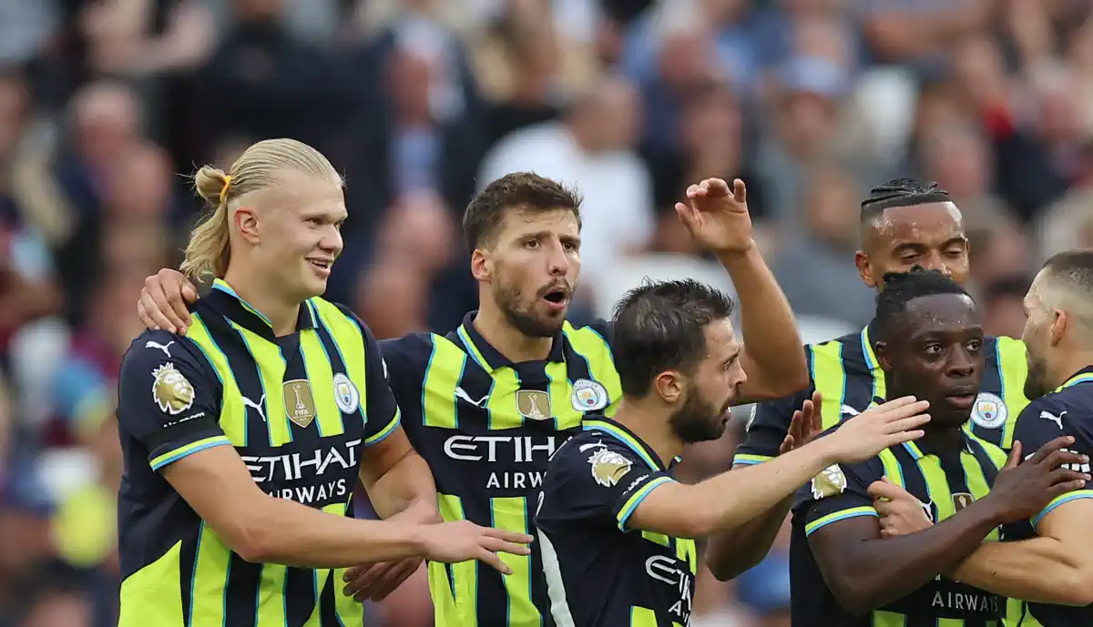 Ex Benfica sofrem: Man City escorrega na Premier League e volta a desiludir