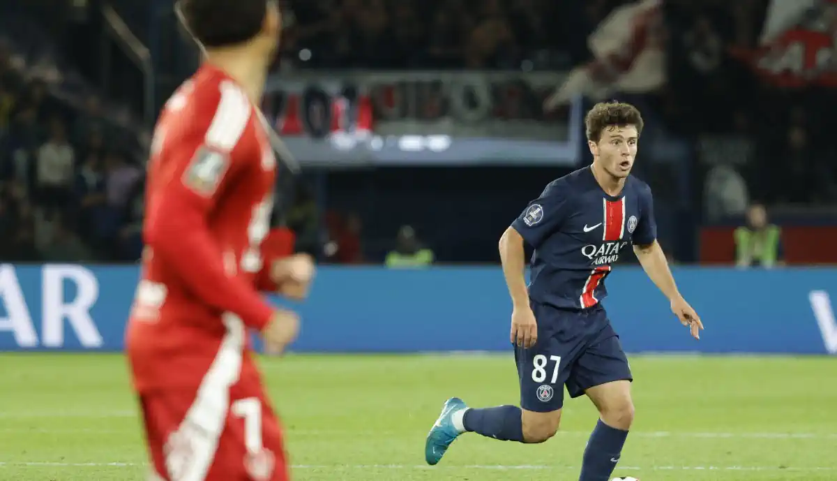 João Neves recebe notícia bombástica! Campeão pelo Benfica com reforço de peso no PSG