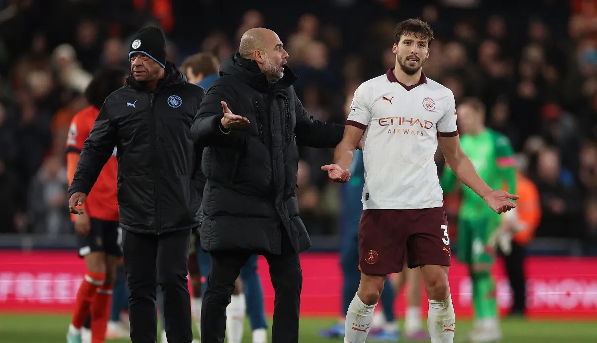 Ex Benfica em apuros? Guardiola reage a queixas de Rúben Dias: "Sem jogadores não..."