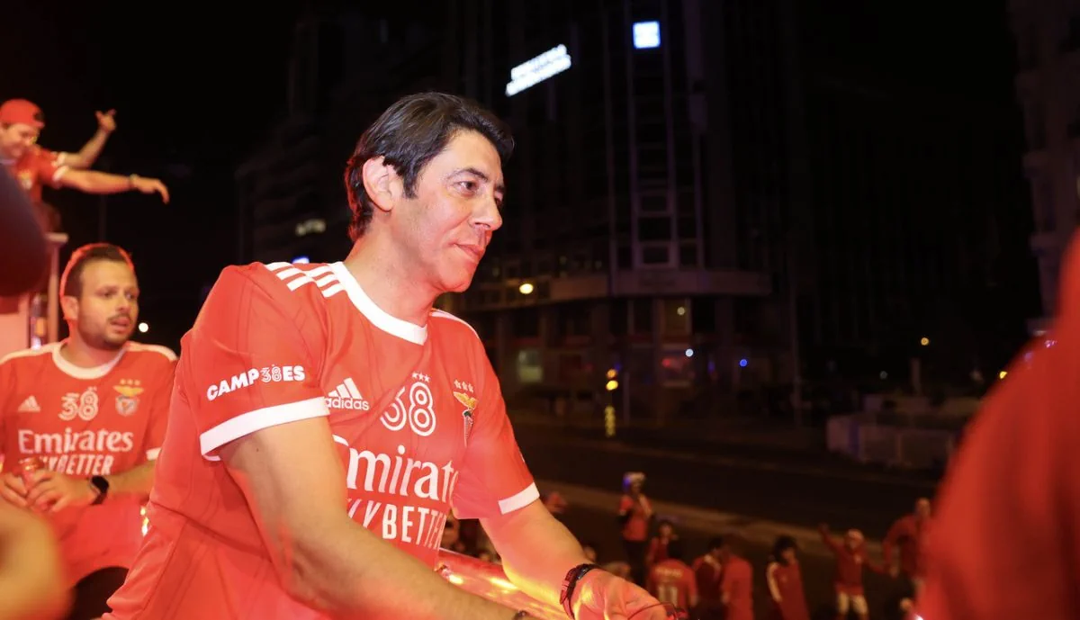 Rui Costa dá primeiro passo e inicia contactos por novo alvo do Benfica