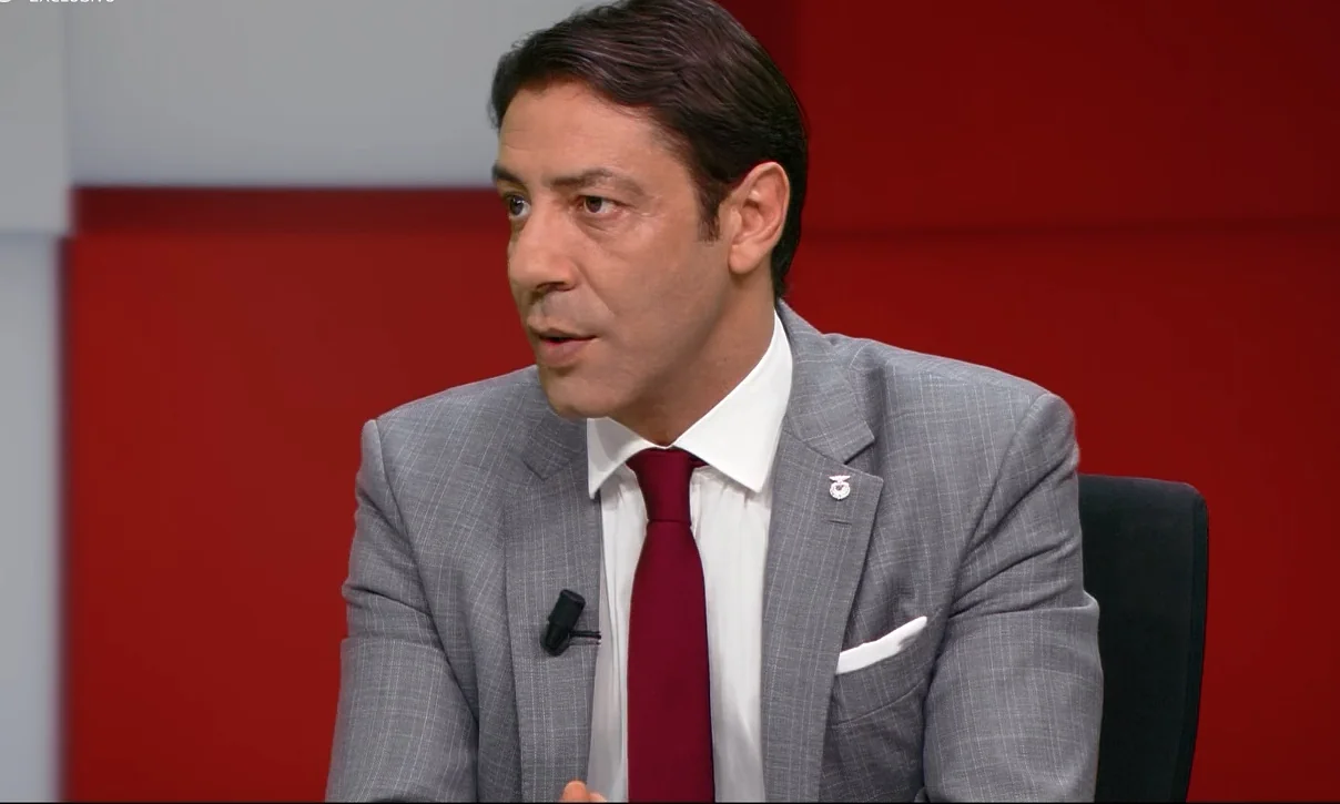 Olha, Rui Costa! Alvo que foi apontado ao Benfica fala sobre o futuro: "Quero continuar..."