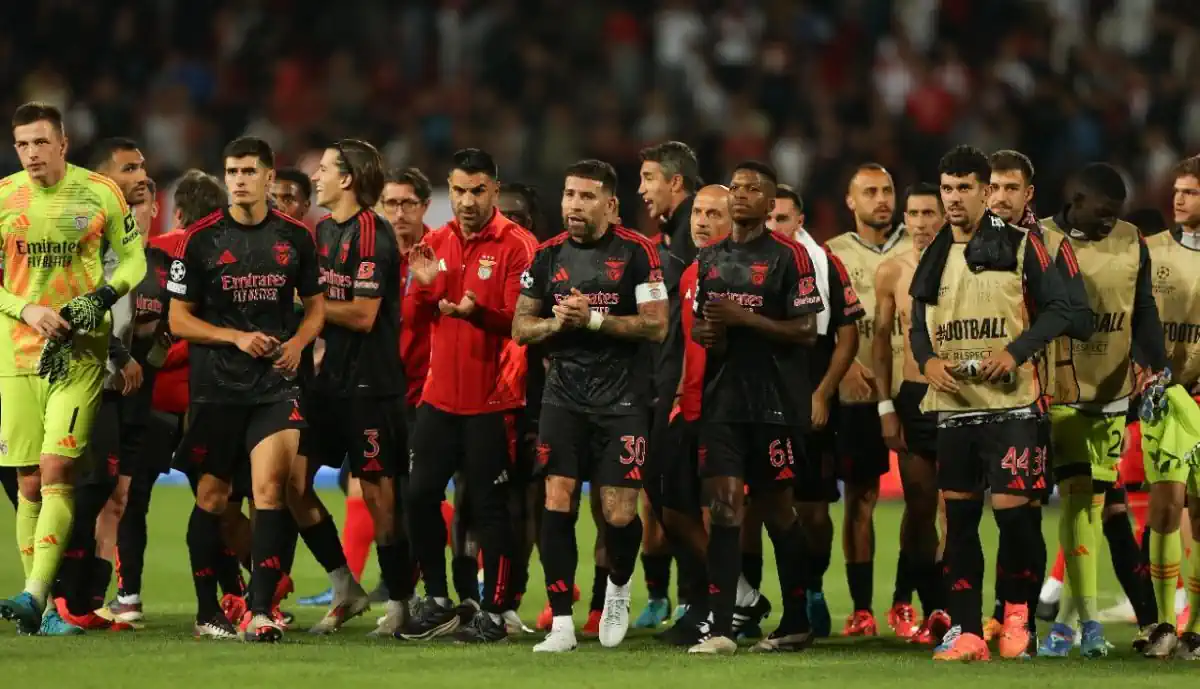 Luís Mateus analisa entrada do reforço do Benfica no encontro com o Estrela Vermelha 