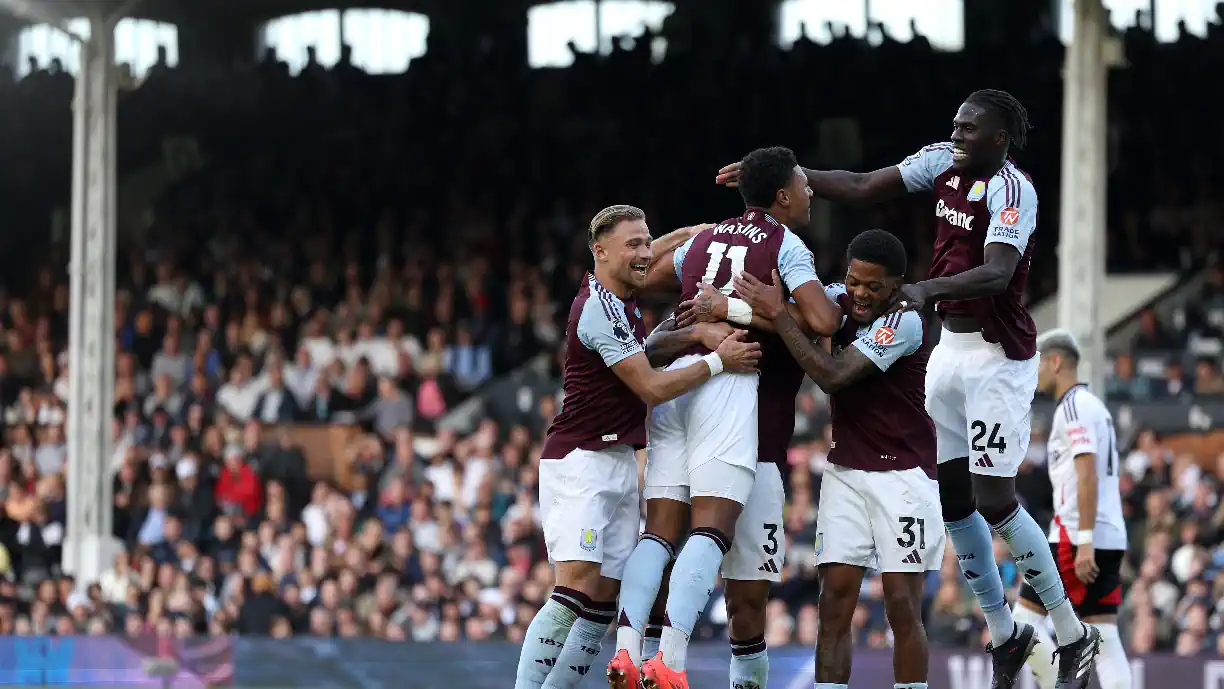 Ex Benfica bem tentou, mas Aston Villa é sensação na Premier League