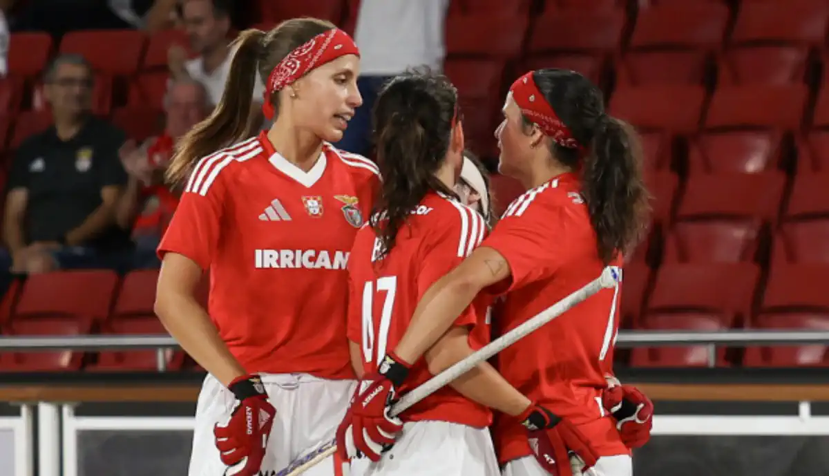 Miúdas' do hóquei do Benfica venceu e garantiu apuramento para a final da Elite Cup