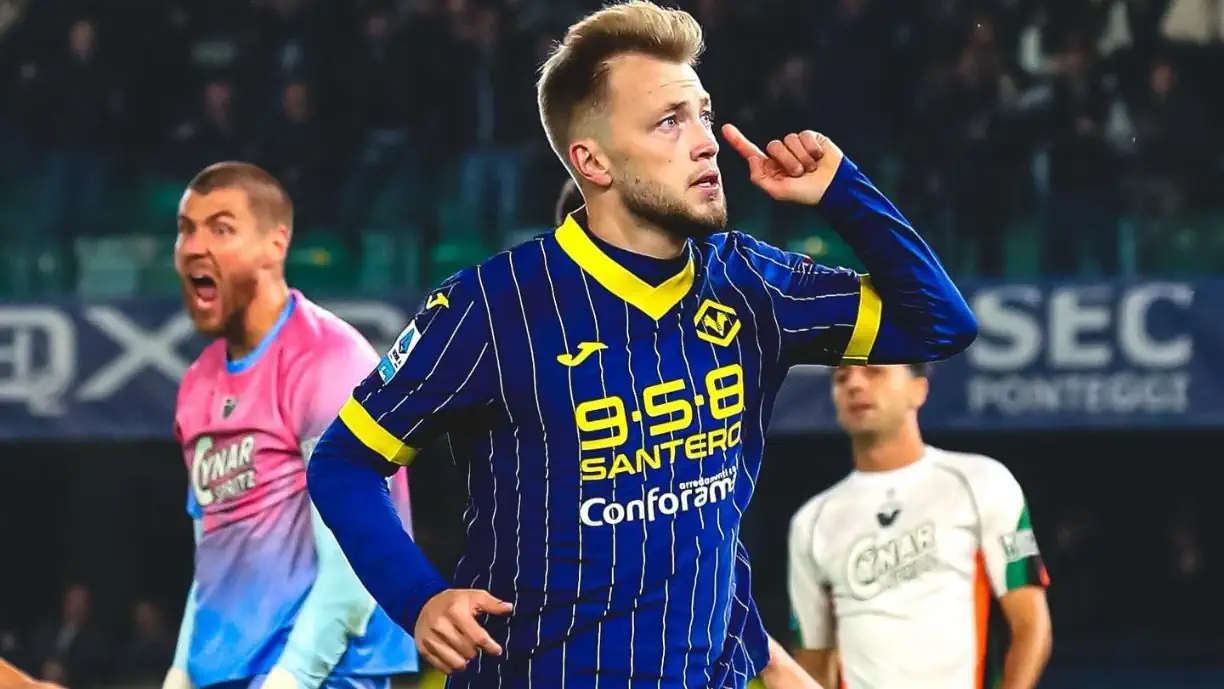 Casper Tengstedt, ex Benfica, voltou a fazer o gosto ao pé pelo Hellas Verona