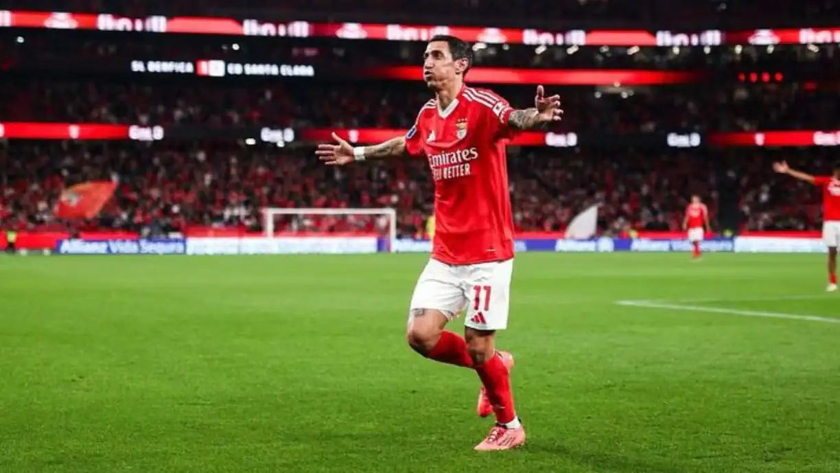 Di María voltou a fazer história com a camisola do Benfica