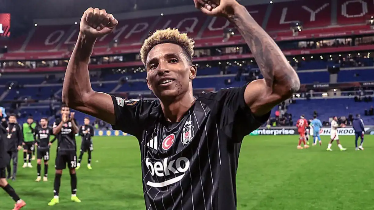 Gedson Fernandes, médio formado no Benfica, continua em altas no Besiktas