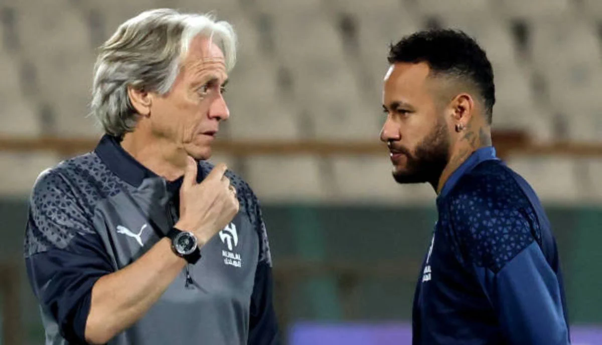 Neymar impressionou nos treinos do Al Hilal e pode estar muito perto de voltar às ordens de Jorge Jesus, ex Benfica