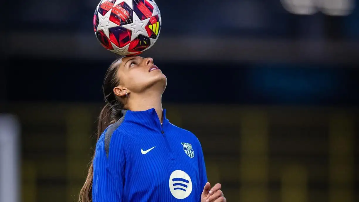 No dérbi entre Barcelona e Espanyol, a antiga atleta do Benfica, Kika Nazareth foi titular