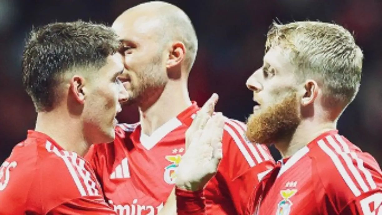 Simply the Beste! Benfica 'arruma' com o Pevidém e só tem olhos para o Jamor