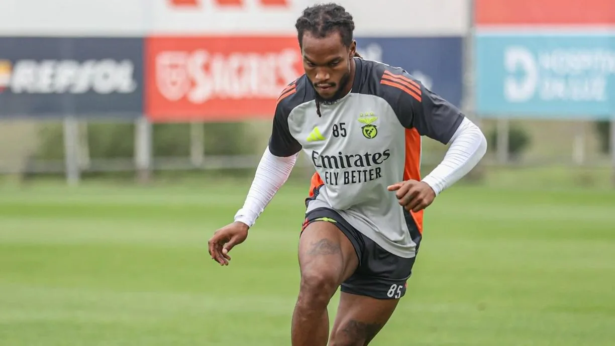 Antes do Pevidém - Benfica, Lage tem novidades sobre Renato Sanches