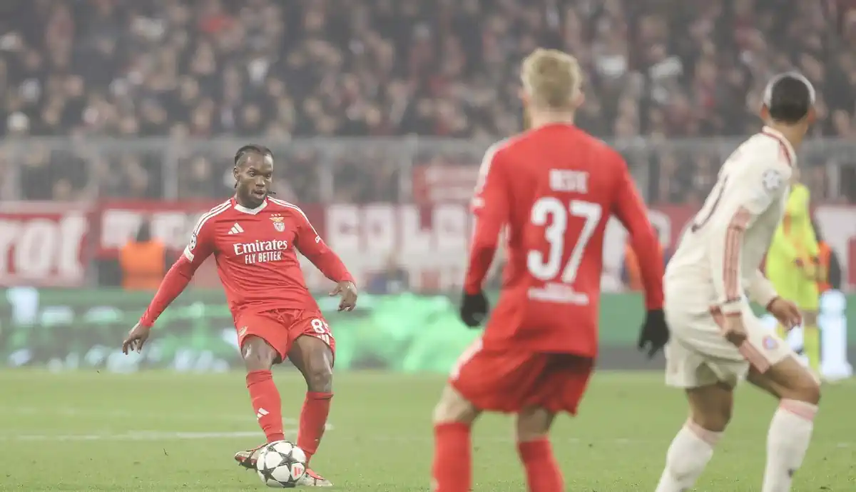 Renato Sanches reage a regresso a Munique, após deslize do Benfica