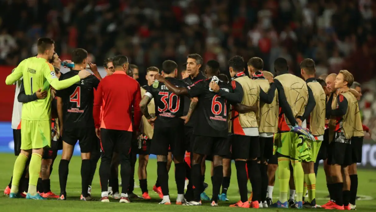 Façam-nos sonhar! Antes do Bayern - Benfica, Lage revela objetivo para a Champions: "Desejamos..."