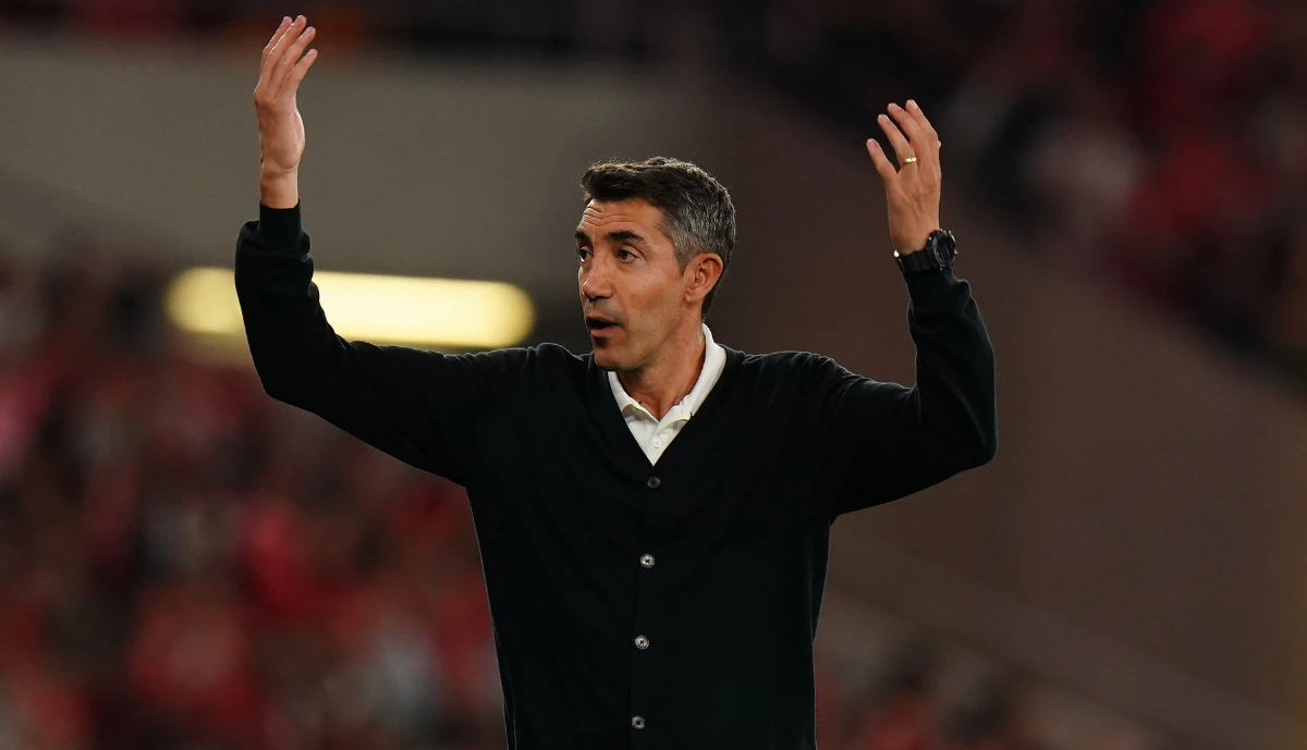 Soam os alarmes! Bruno Lage com 'berbicacho' à vista para o Benfica - Estrela da Amadora